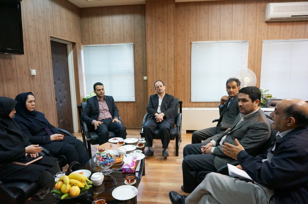 بازدید مدیرکل  از اداره کل پست1