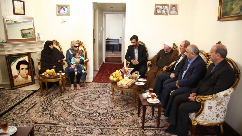 دیدار با خانواده شهید گرمرودی