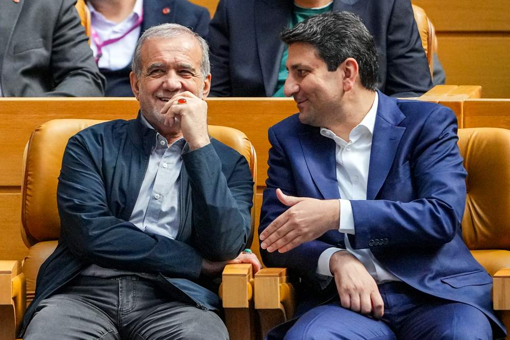 آیین یک ایران متصل با حضور رییس جمهور و وزیر ارتباطات